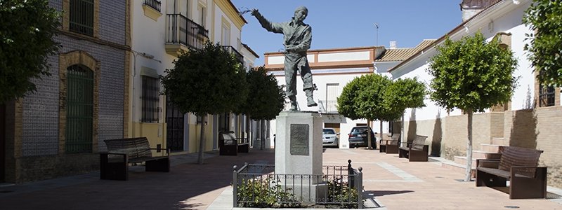 Monumento a la danza de los Cirochos