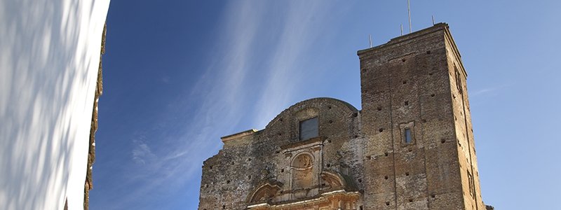 El Monumento o Iglesia Inacabada