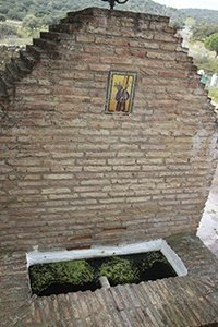 Fuentes y Pilares